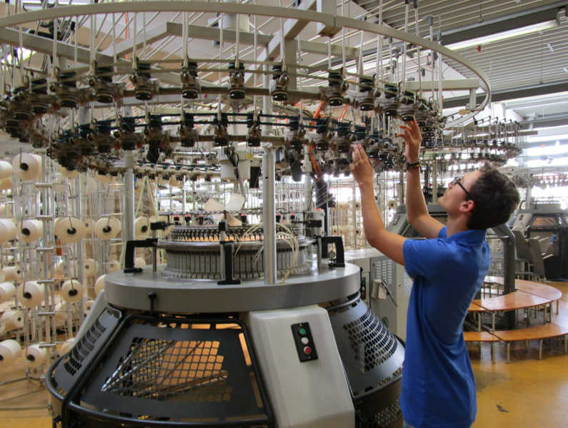 Unser Azubildender Produktionsmechaniker
