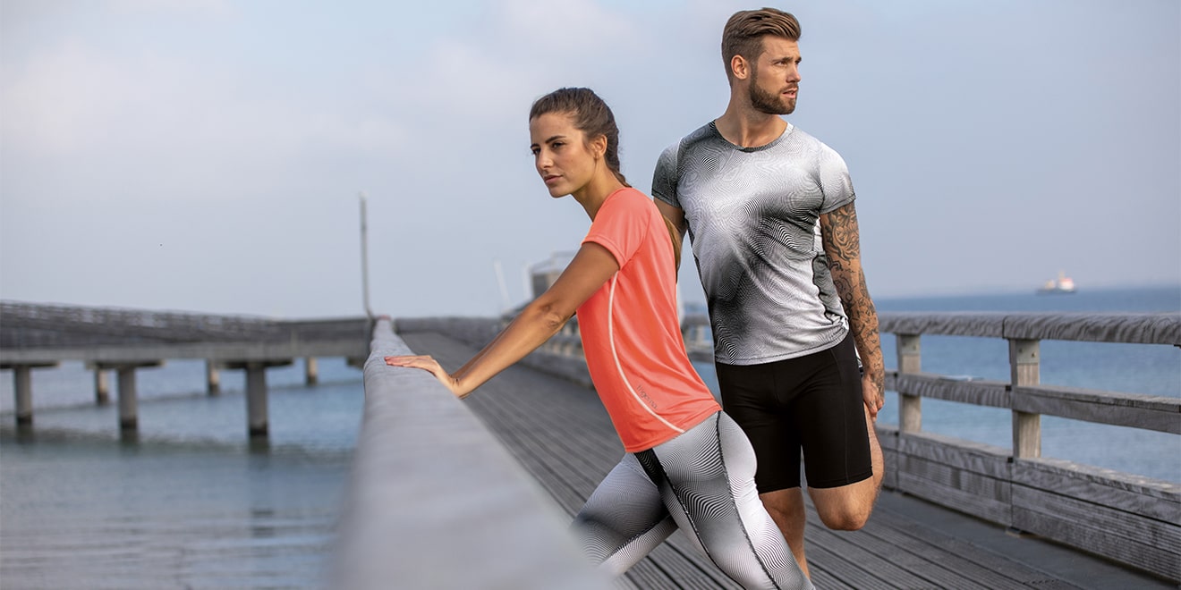 Dehnen beugt Verletzungen vor. Sowohl beim Laufsport als auch in anderen Bereichen.