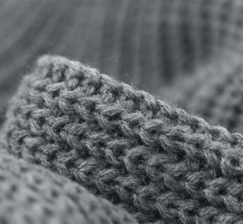 Strickpullover sind ebenfalls anfällig für Pilling.