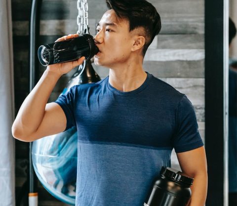 Protein Shakes haben Auswirkungen auf Nieren und Leber.